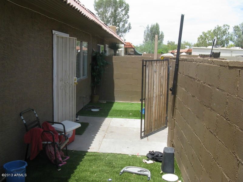 2738 E Tierra Buena Ln E, Phoenix, AZ 85032