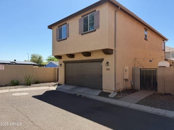 2739 73rd Dr, Phoenix, AZ 85035