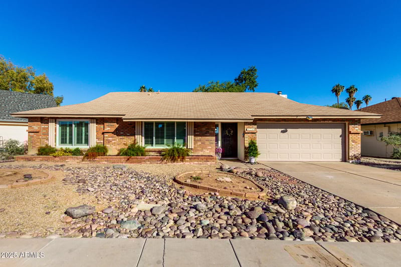 2739 Emerson Cir, Mesa, AZ 85210