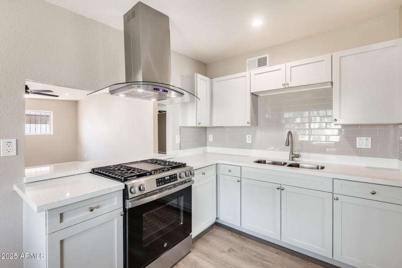 2739 Hazelwood St, Phoenix, AZ 85017