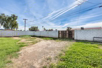 2739 Hazelwood St, Phoenix, AZ 85017