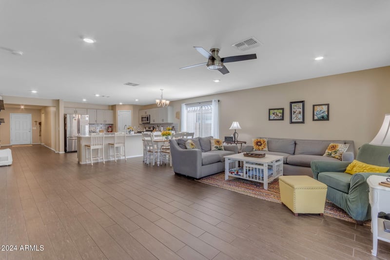 27406 172nd Ave, Surprise, AZ 85387