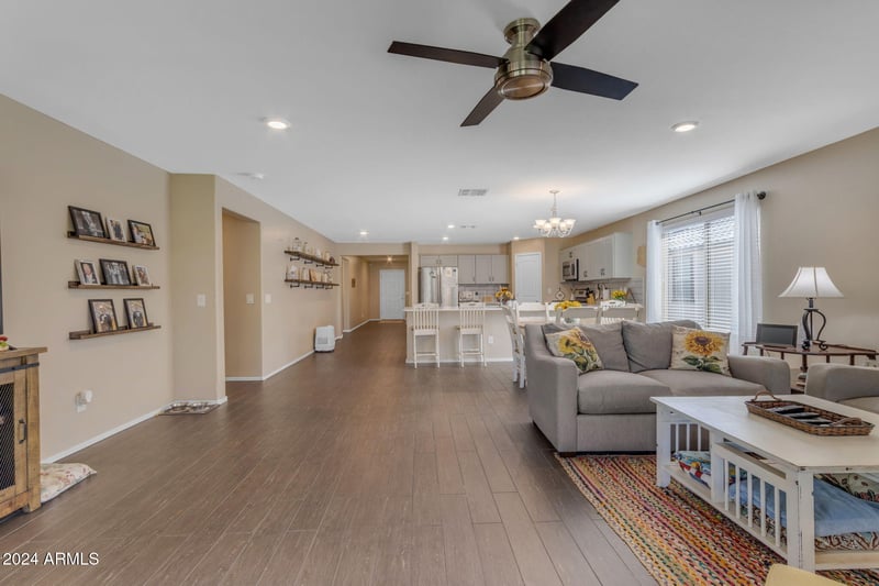 27406 172nd Ave, Surprise, AZ 85387