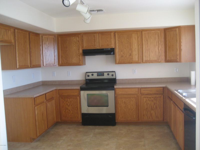 27409 N 25th Dr, Phoenix, AZ 85085