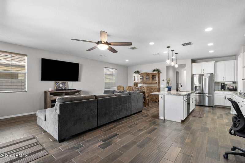 2741 85th Way, Mesa, AZ 85209