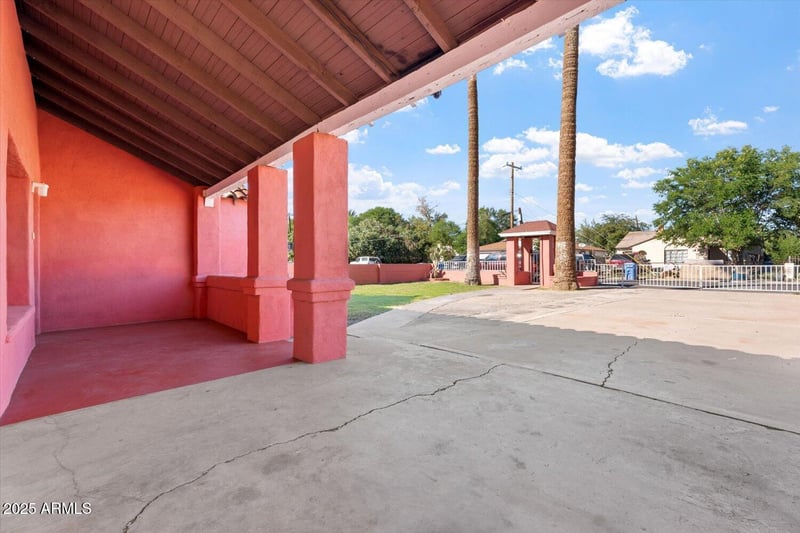 2741 Brill St, Phoenix, AZ 85008