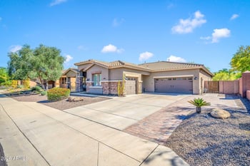 27413 22nd Ln, Phoenix, AZ 85085