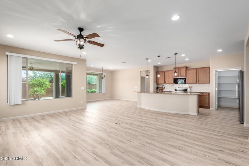 27413 Tonopah Dr, Buckeye, AZ 85396
