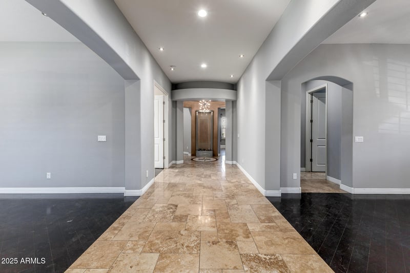 27414 22nd Ln, Phoenix, AZ 85085