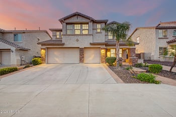 27416 53rd Dr, Phoenix, AZ 85083