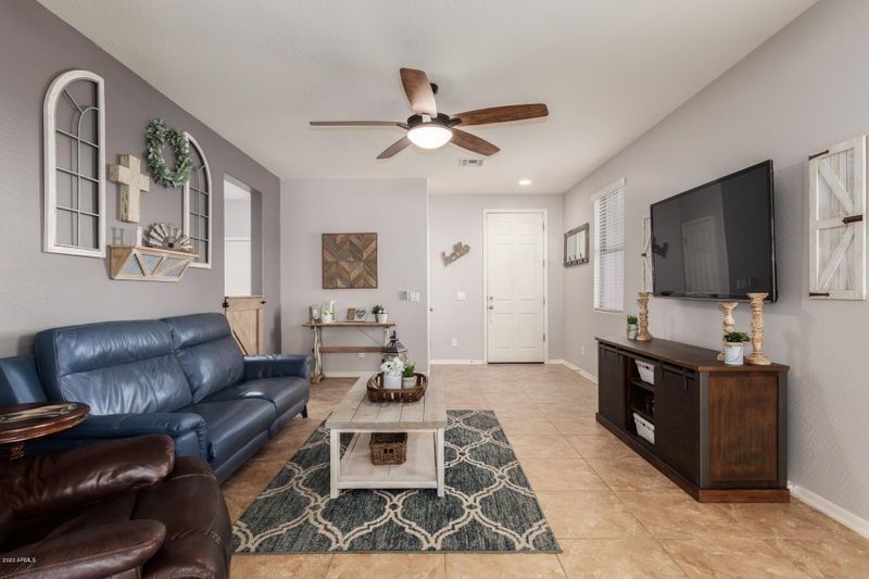 27416 N 54th Ln, Phoenix, AZ 85083