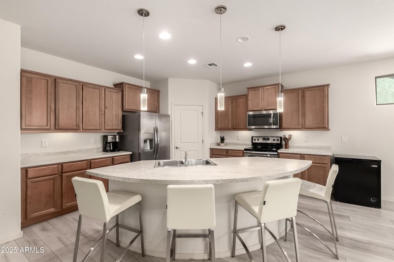 27418 Mohawk Ln, Buckeye, AZ 85396