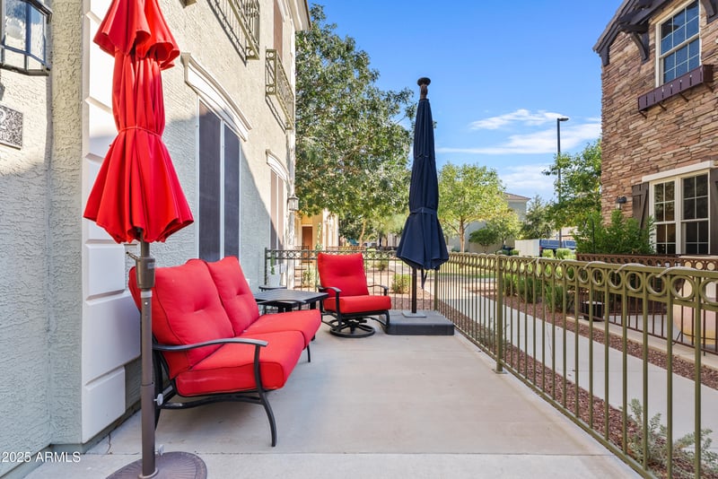 2742 Sulley Dr #102, Gilbert, AZ 85295