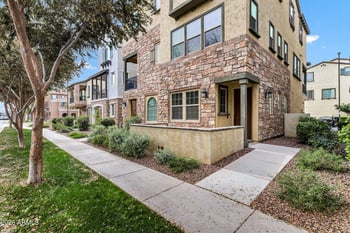 2743 Balsam Dr, Gilbert, AZ 85295