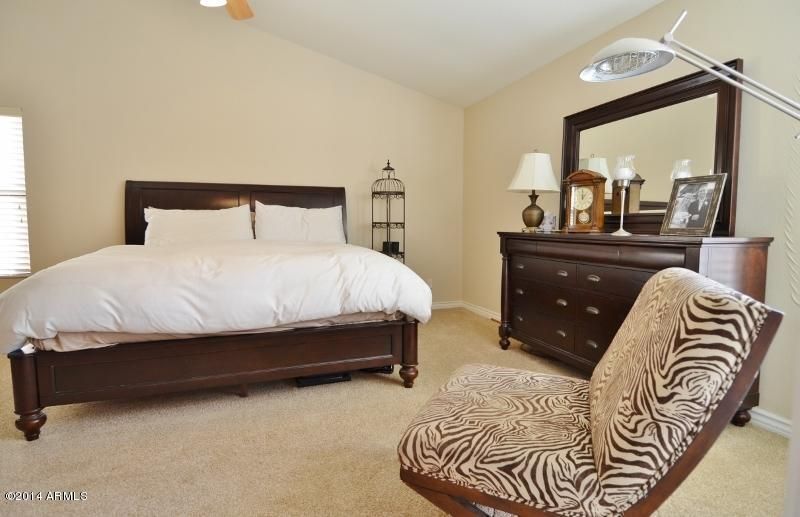 2743 E Thunderhill Pl, Phoenix, AZ 85048