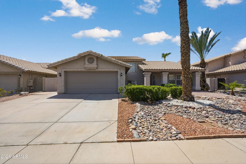 2743 E Verbena Dr, Phoenix, AZ 85048