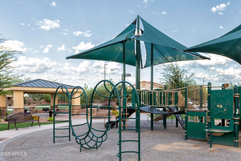2743 Narrowleaf Dr, Gilbert, AZ 85298