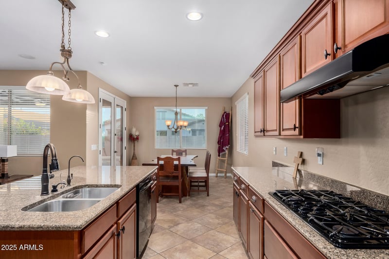 2743 Narrowleaf Dr, Gilbert, AZ 85298