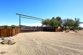 27435 N 42nd St, Cave Creek, AZ 85331
