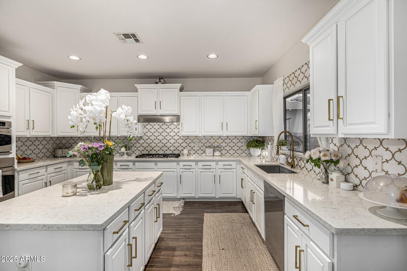 2744 Donato Dr, Gilbert, AZ 85298