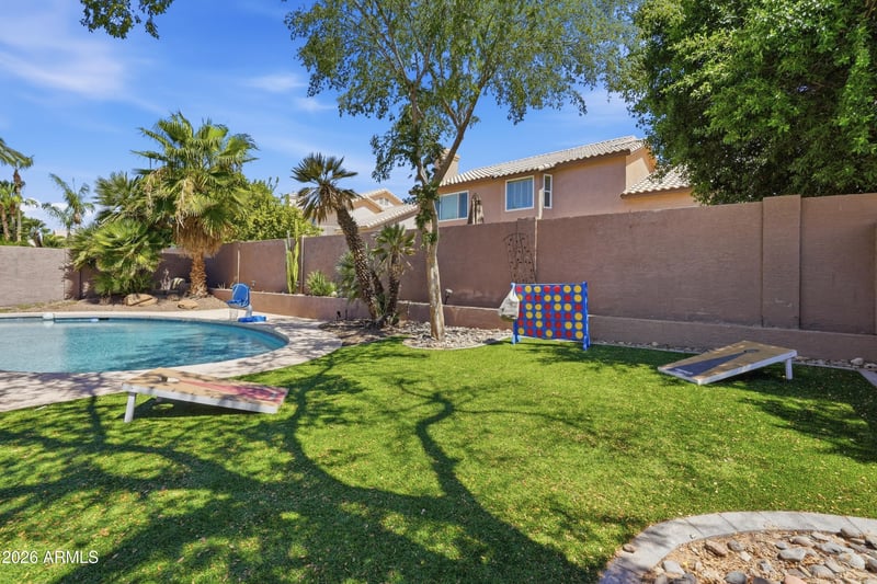 2744 Brookwood Ct, Phoenix, AZ 85048