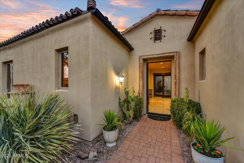 2744 First Water Ln, Gold Canyon, AZ 85118