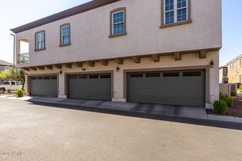 2744 Pewter Dr #102, Gilbert, AZ 85295