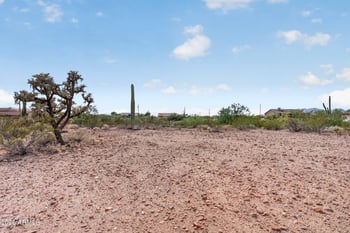 2745 E Tepee #a St #-, Apache Junction, AZ 85119