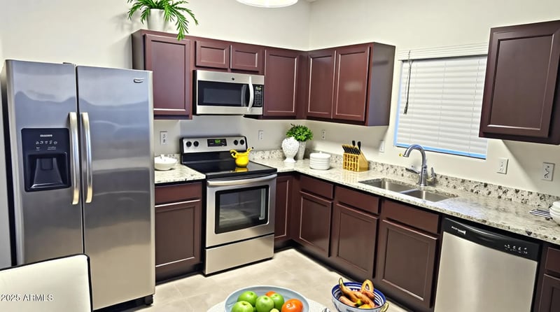 2745 Jessica Ln, Phoenix, AZ 85041