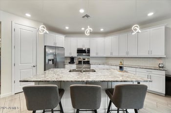 2745 Pollack St, Phoenix, AZ 85041