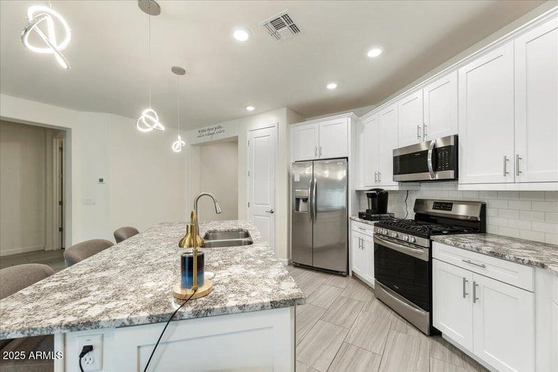 2745 Pollack St, Phoenix, AZ 85041