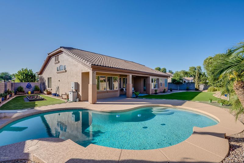 2745 S Sierra St, Gilbert, AZ 85295