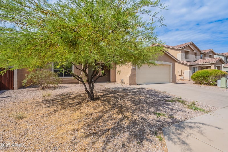 2745 Sunshine Butte Dr, San Tan Valley, AZ 85144