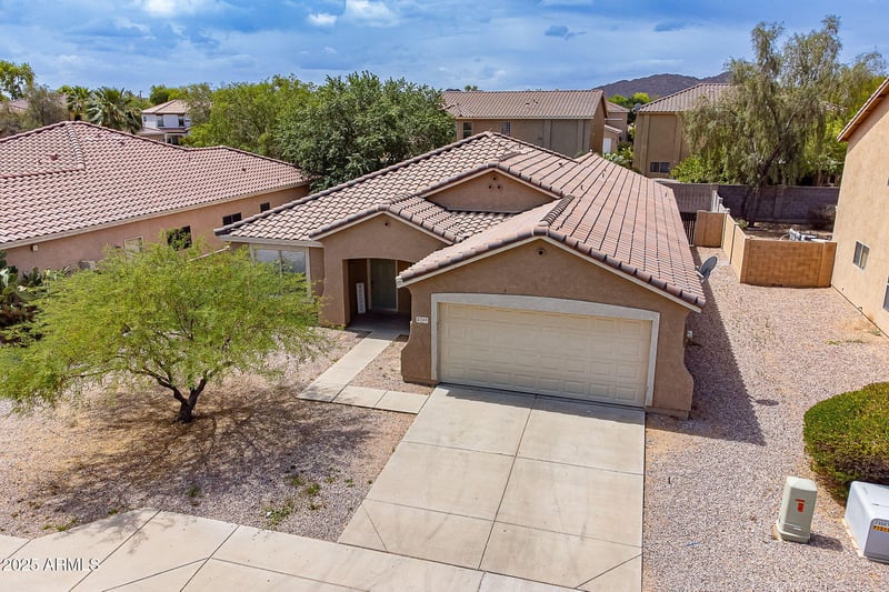 2745 Sunshine Butte Dr, San Tan Valley, AZ 85144