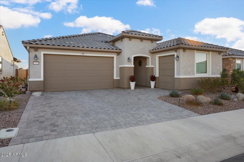 27453 Wahalla Ln, Buckeye, AZ 85396