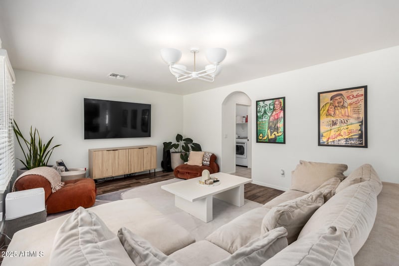 2746 Fawn Dr, Phoenix, AZ 85042