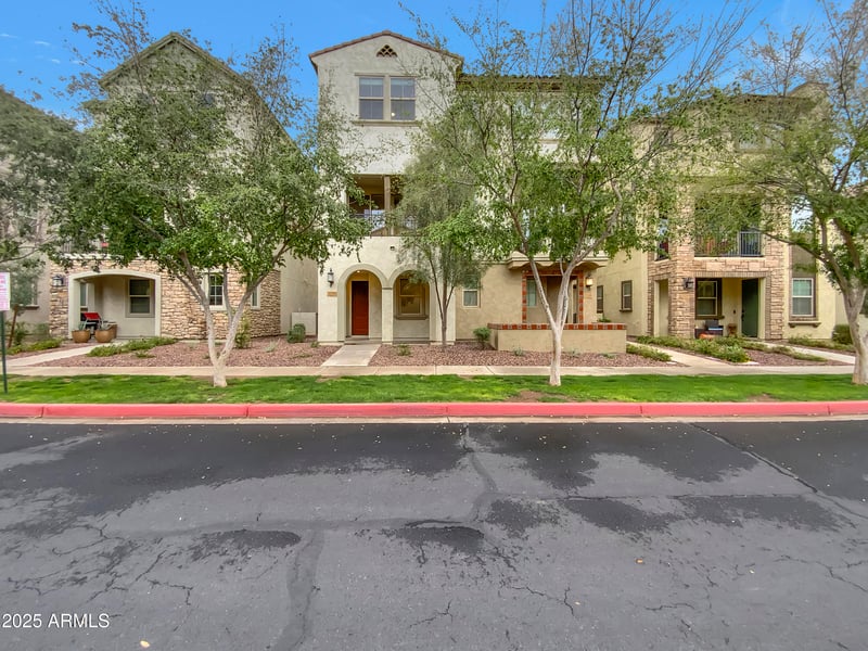 2746 Harmony Ave, Gilbert, AZ 85295