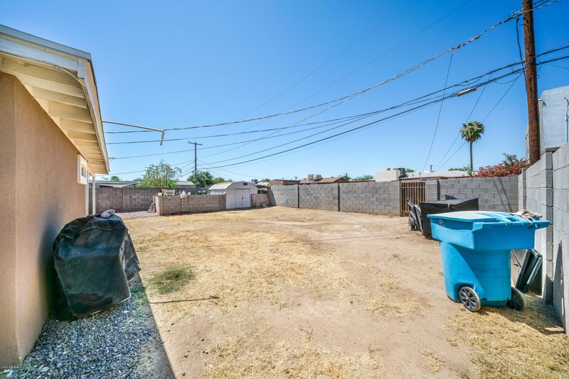 2746 W Montecito Ave, Phoenix, AZ 85017