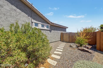 27465 Wahalla Ln, Buckeye, AZ 85396