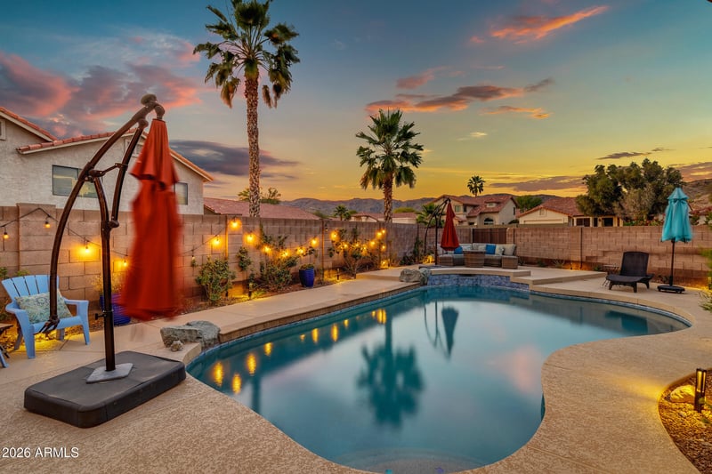 2747 Desert Trumpet Rd, Phoenix, AZ 85048