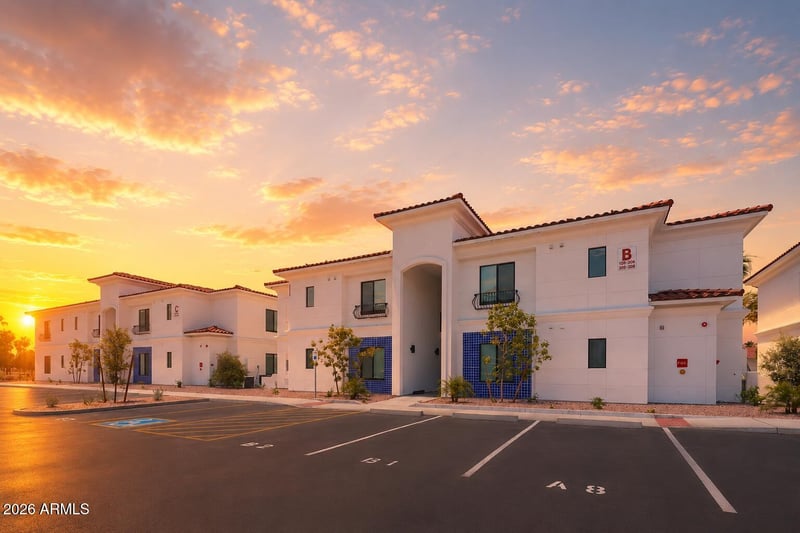 2747 Queen Creek Rd #102, Chandler, AZ 85248