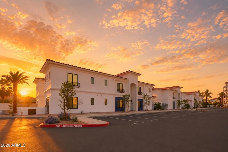 2747 Queen Creek Rd #108, Chandler, AZ 85248