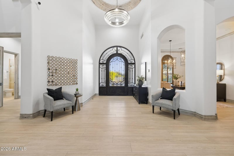 2748 E Warbler Rd, Gilbert, AZ 85297