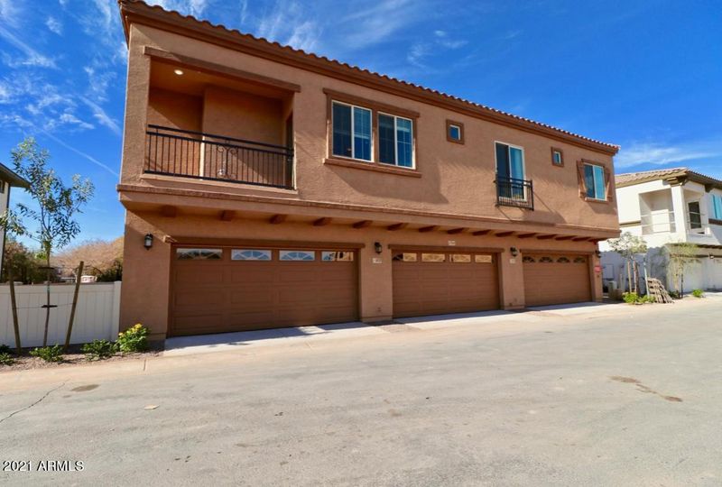 2748 S Cavalier Dr #102, Gilbert, AZ 85295
