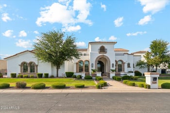 2748 Warbler Rd, Gilbert, AZ 85297