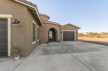 27482 Freedom St, San Tan Valley, AZ 85144