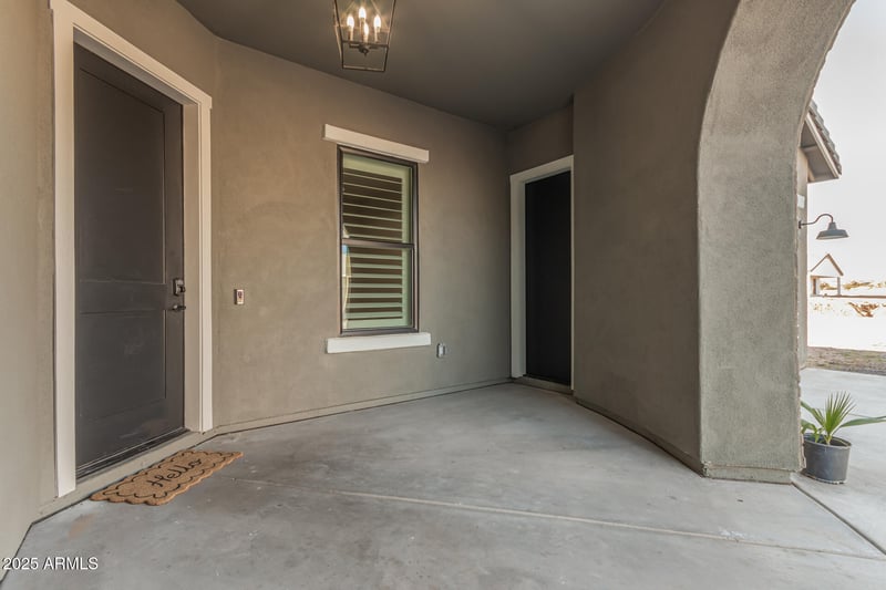 27482 Freedom St, San Tan Valley, AZ 85144