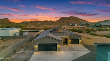 27482 N Freedom St, San Tan Valley, AZ 85144