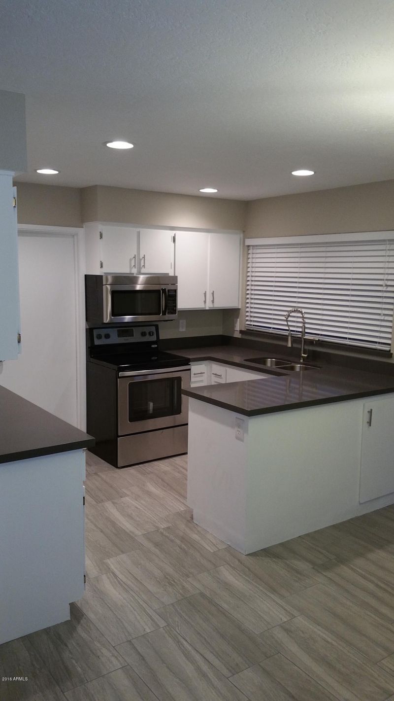 2749 E Villa Rita Dr, Phoenix, AZ 85032
