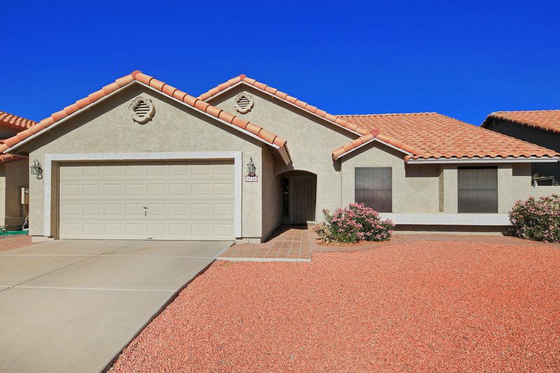 2750 E Thunderhill Pl, Phoenix, AZ 85048
